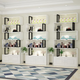 China Delicate Wooden Retail Display Shelves Fast Assembled Shoes / Bags Shop Rack supplier