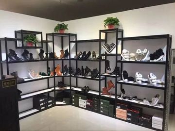 China Simple Popular Metal Retail Shoe Shelves Stand Showcase Customized Design supplier
